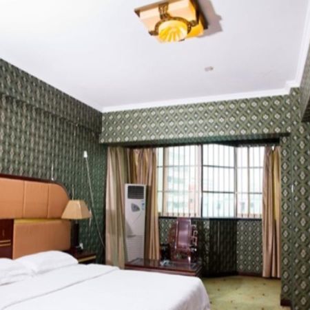 Nanning Gold Red Forest Hotel Eksteriør bilde